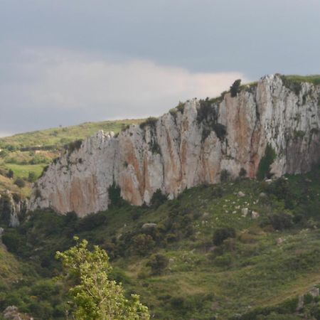 Casa Della Nonna Villa Caltavuturo Bagian luar foto
