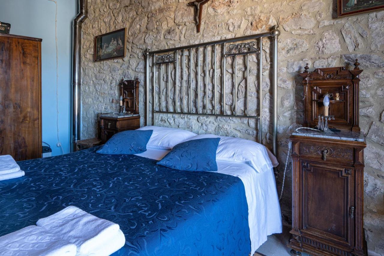 Casa Della Nonna Villa Caltavuturo Bagian luar foto