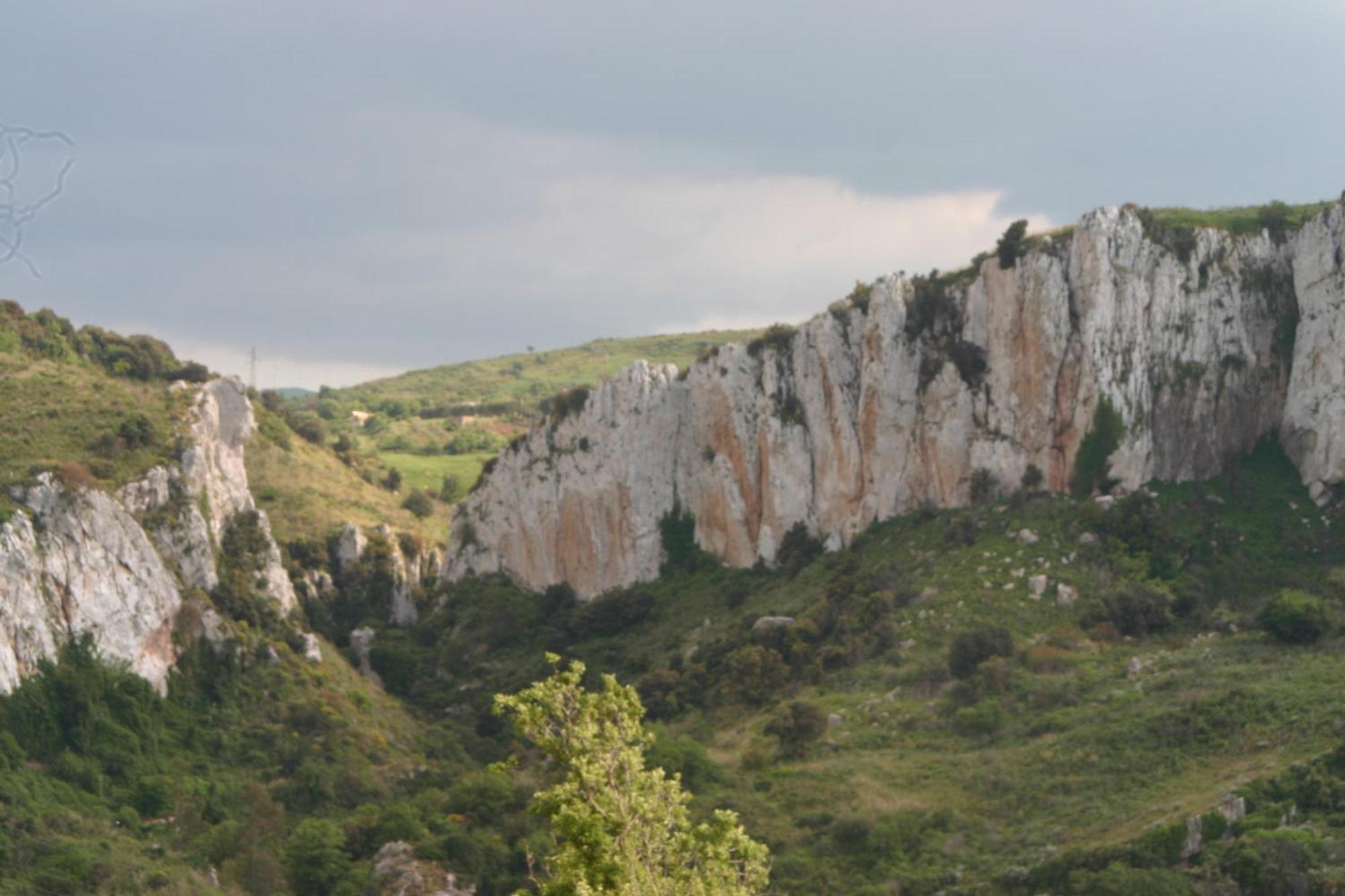 Casa Della Nonna Villa Caltavuturo Bagian luar foto